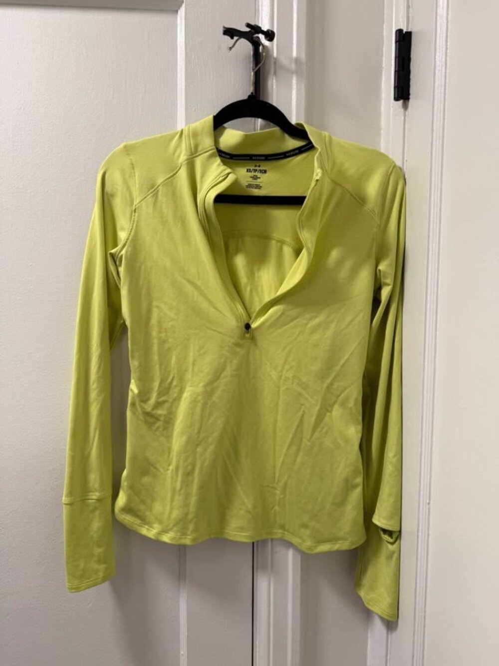 Under Armour Womens long sleeve quarter zip top